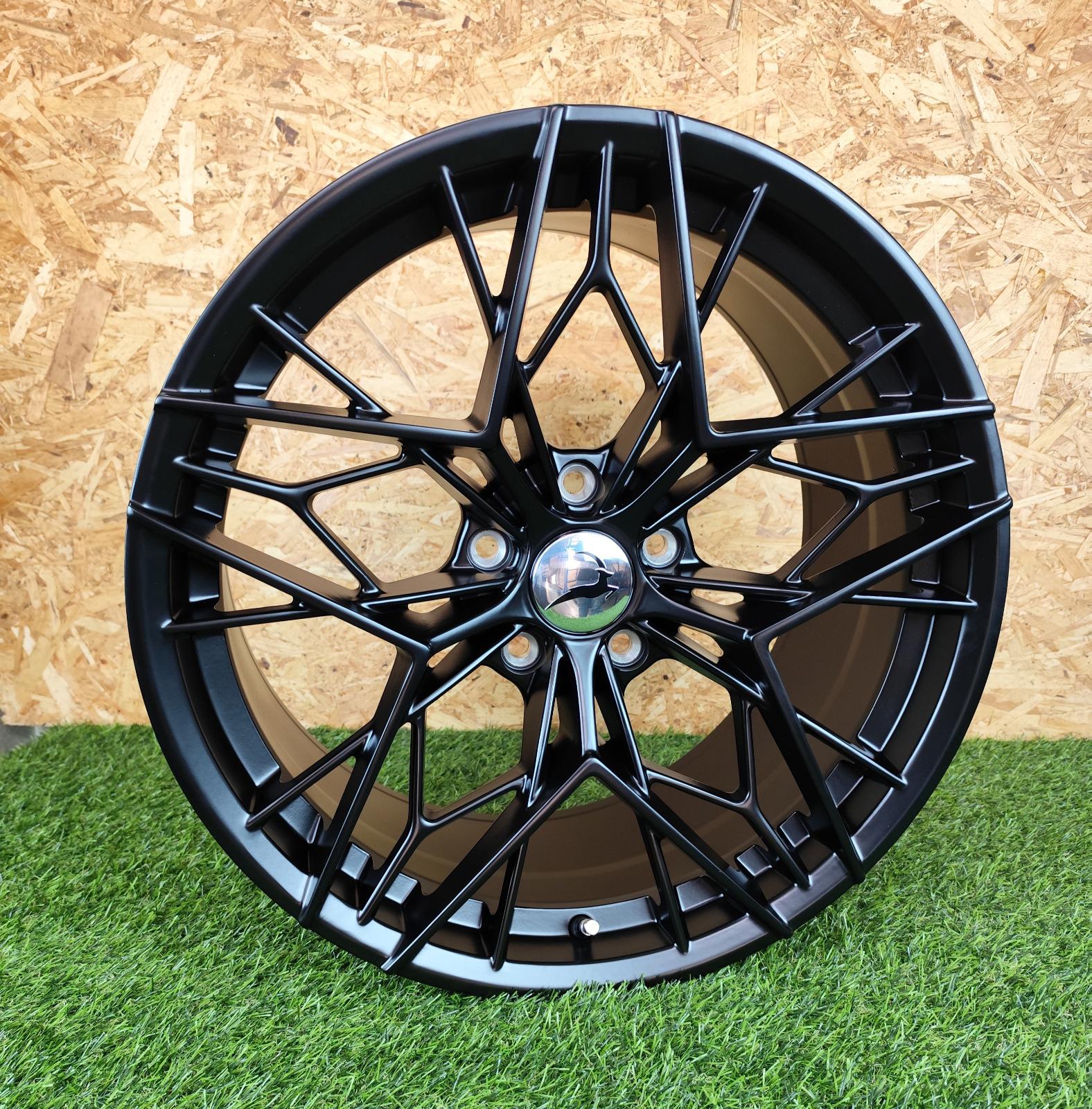 LLANTAS 8X18 5X120 ET35  NEGRO